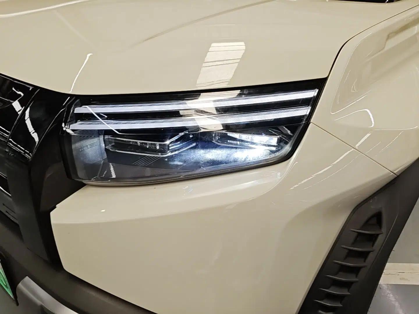 Formula Leopard Titanium 3 2025 501 km Range Rear-Wheel Drive Intelligent Driving Max Edition — миниатюра 9