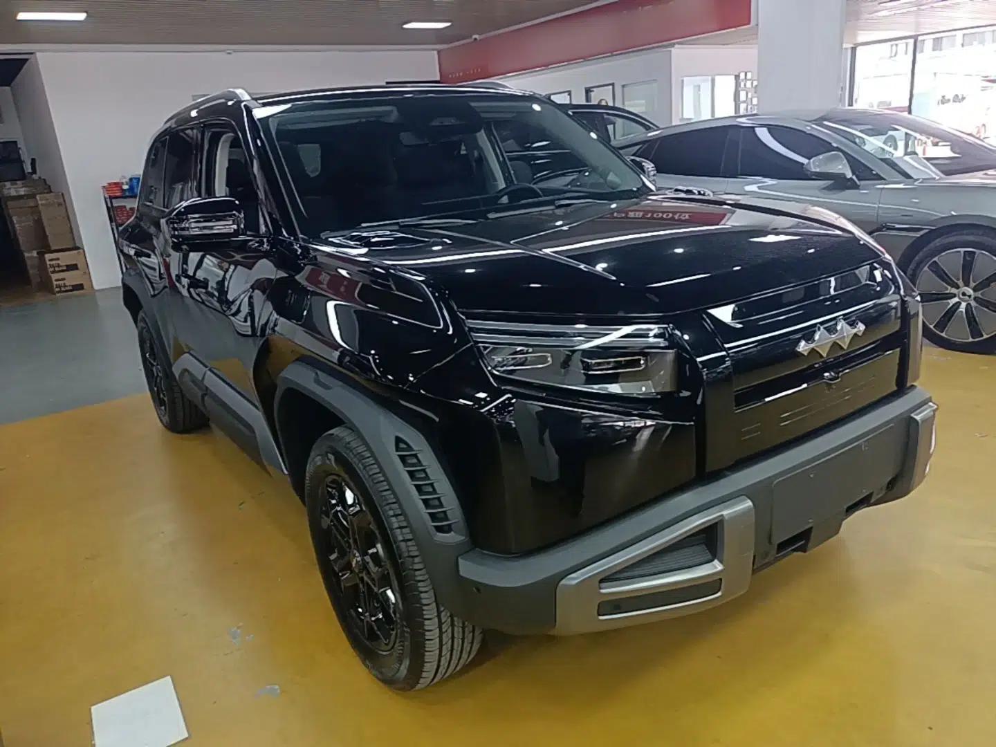 Formula Leopard Titanium 3 2026 620KM rear-wheel-drive flash-charging version — миниатюра 3
