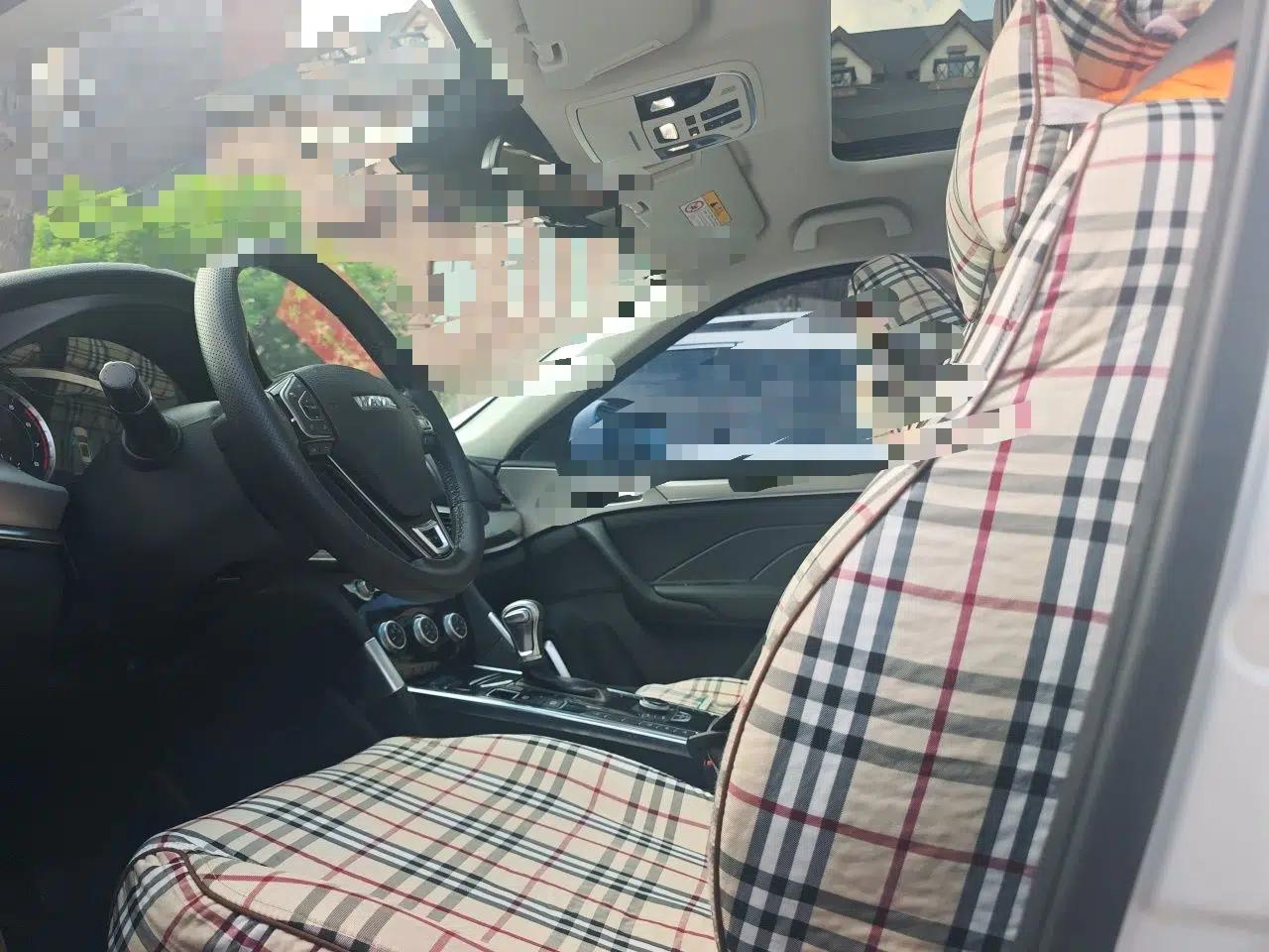 Haval H7 2016 Blue-Label H7 2.0T Automatic Luxury Model — миниатюра 16
