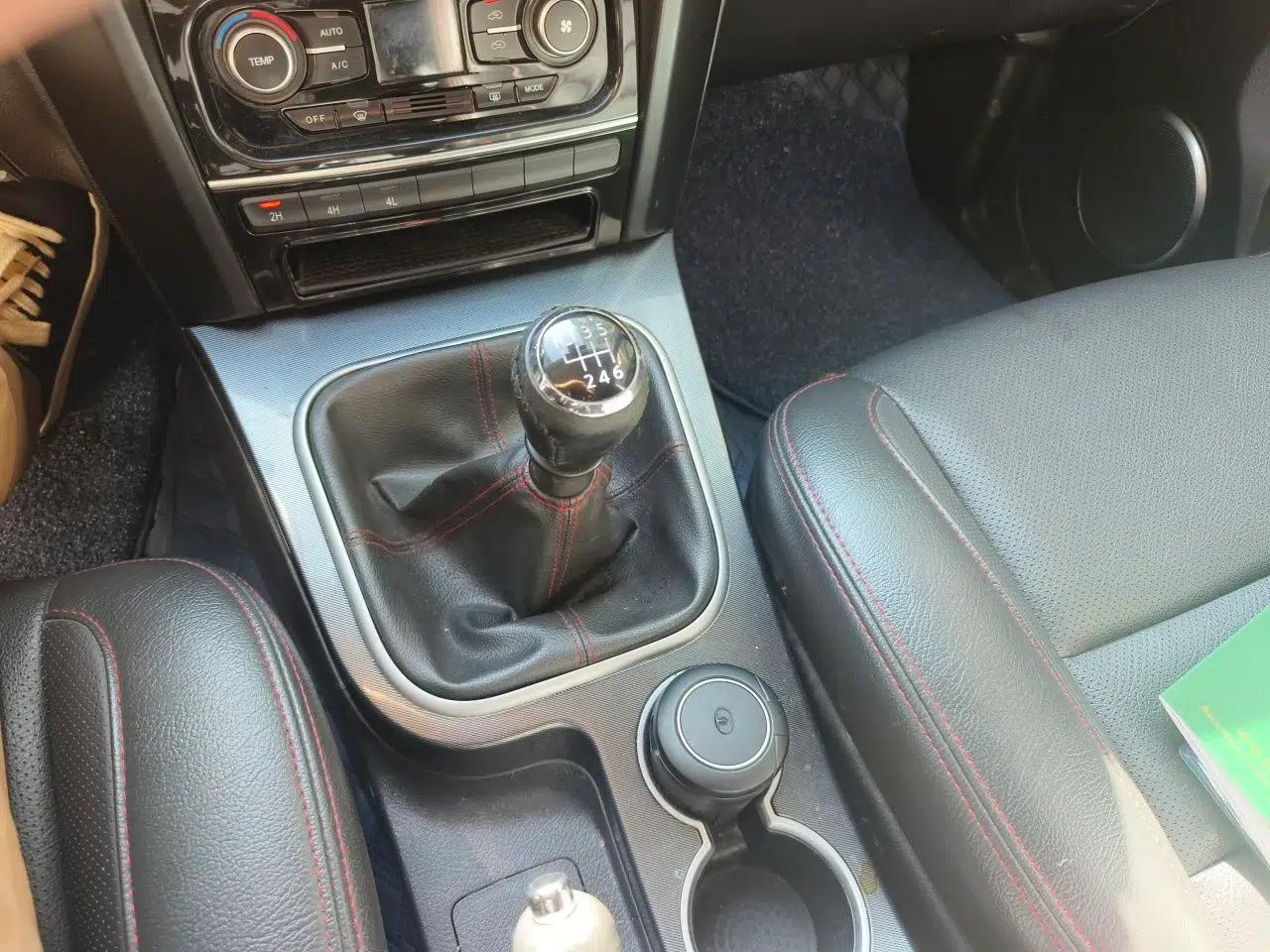 Haval H5 Classic 2013 Zhizun Edition 2.0T Manual 4x4 Elite Model — миниатюра 15