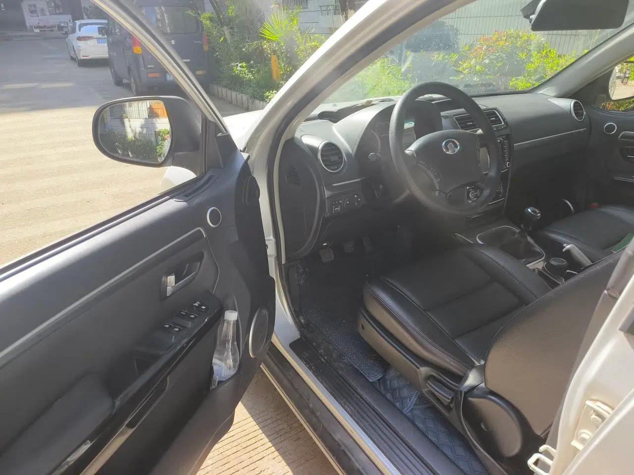 Haval H5 Classic 2013 Zhizun Edition 2.0T Manual 4x4 Elite Model — миниатюра 17