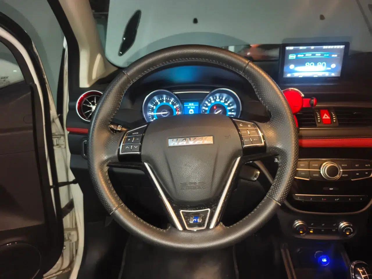 Haval H1 2016 Revised Version Blue Badge 1.5L Manual Comfort Edition — миниатюра 11