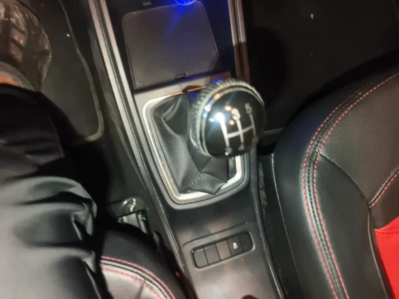 Haval H1 2016 Revised Version Blue Badge 1.5L Manual Comfort Edition — миниатюра 15
