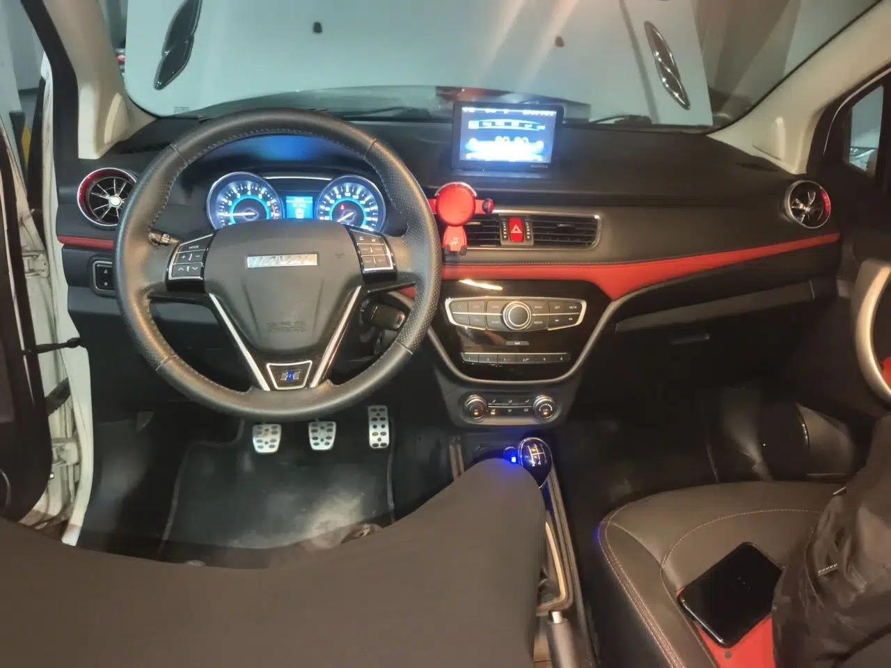 Haval H1 2016 Revised Version Blue Badge 1.5L Manual Comfort Edition — миниатюра 10