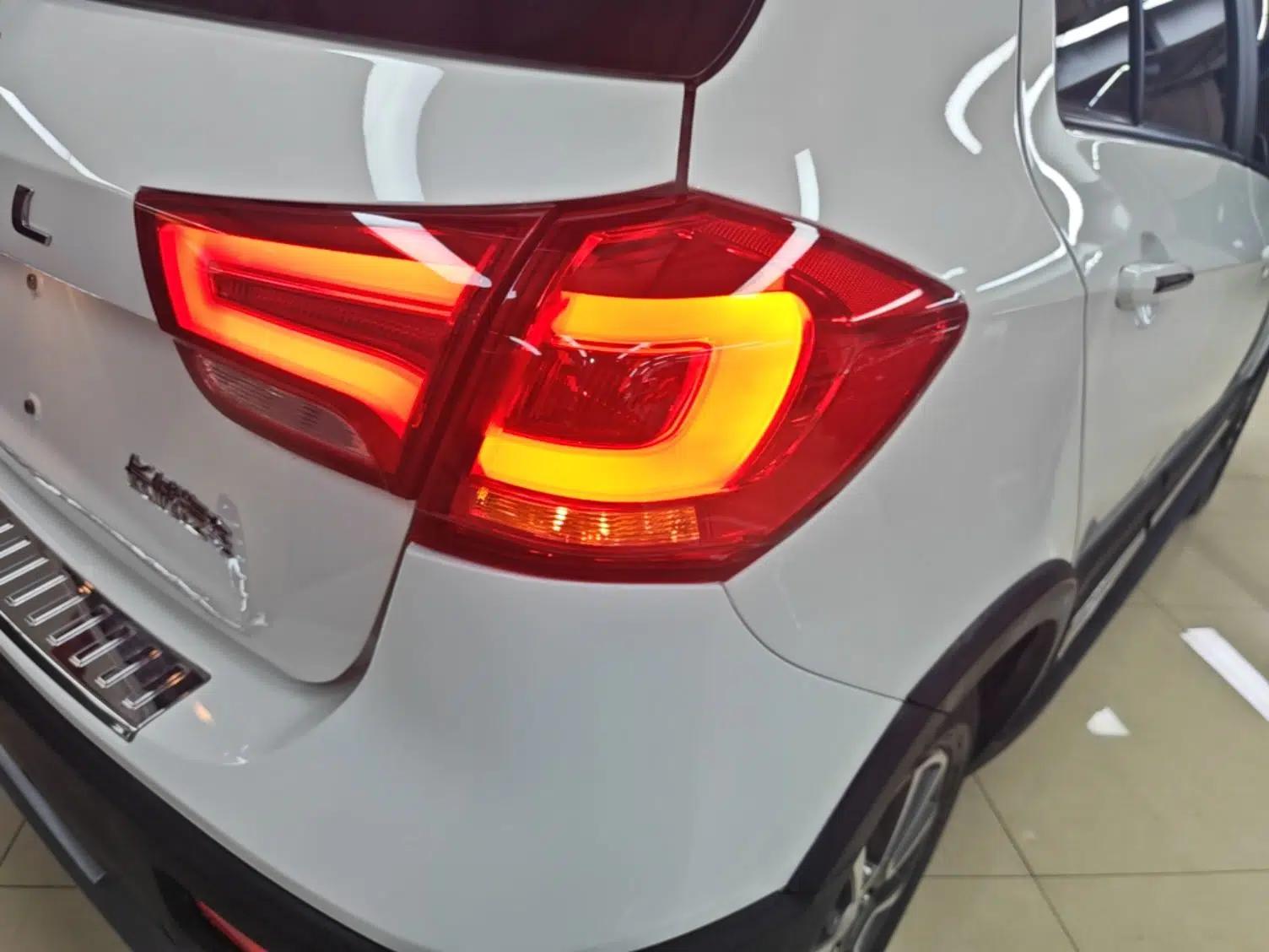 Haval H1 2017 Blue Label 1.5L AMT Standard Model — миниатюра 7