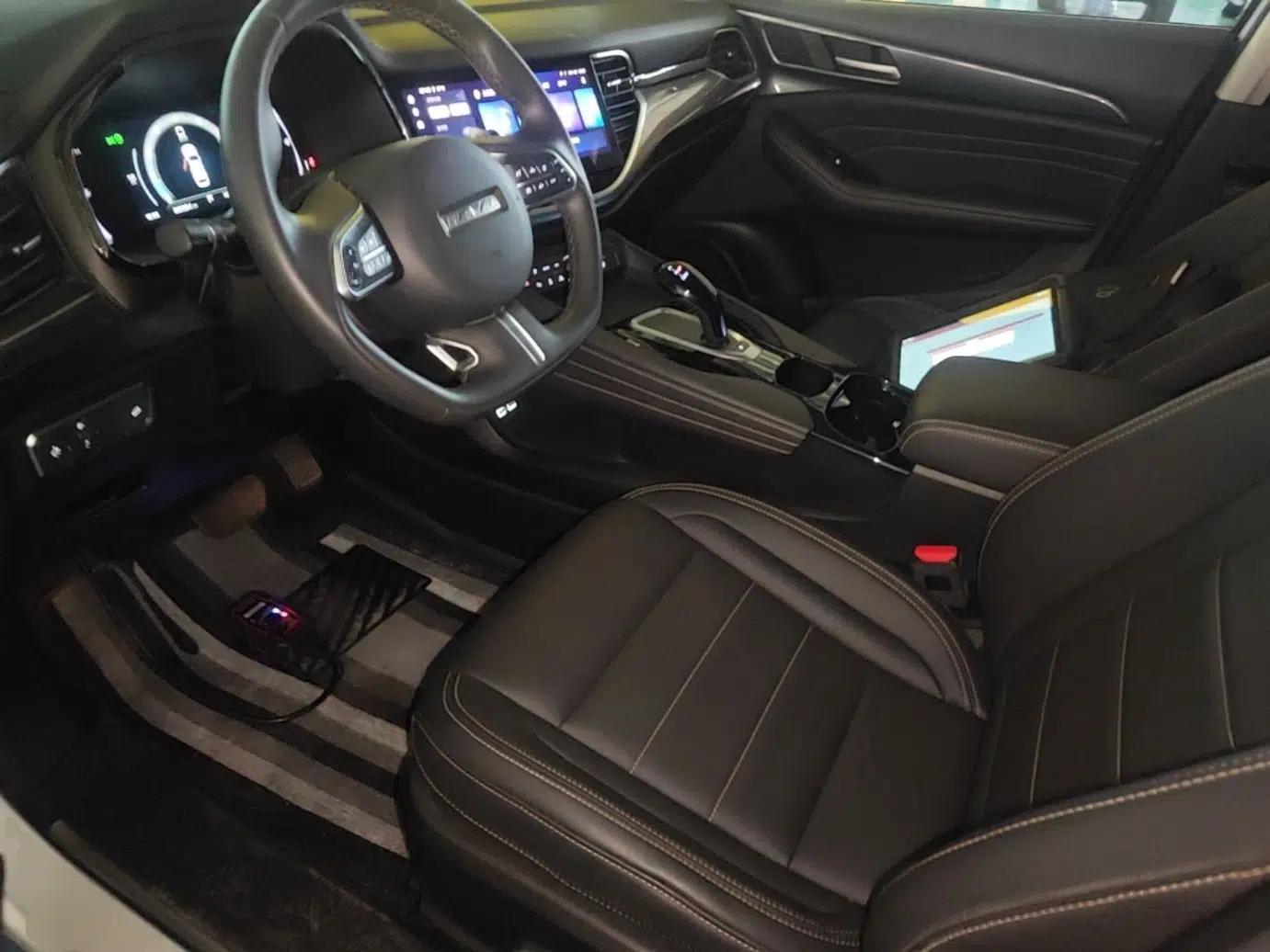 Haval F7x 2021 1.5T Two-Wheel Drive Smart & Trendy Edition — миниатюра 18
