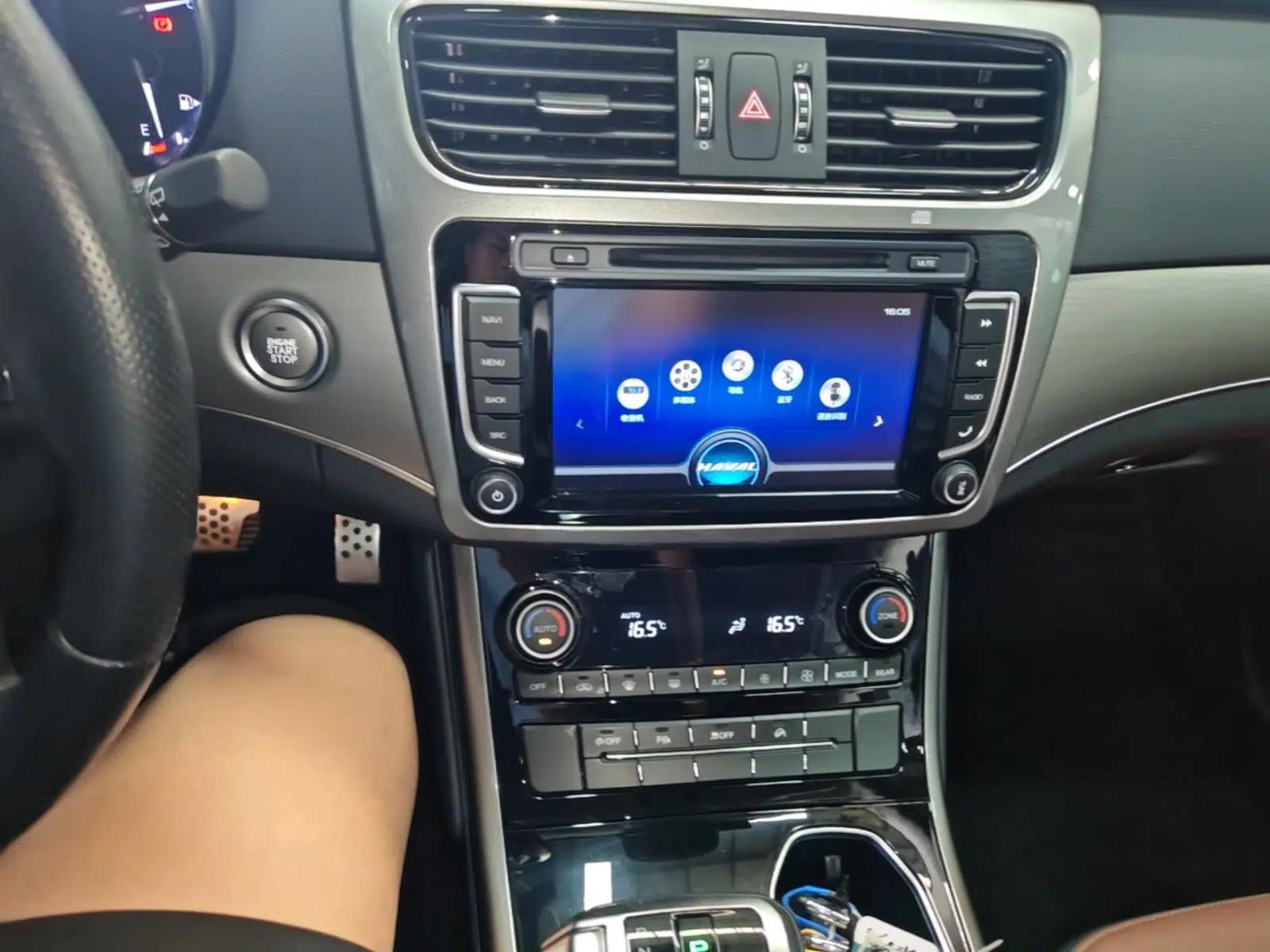 Haval H8 2017 2.0T Gasoline 4x4 Enjoyment Model — миниатюра 15