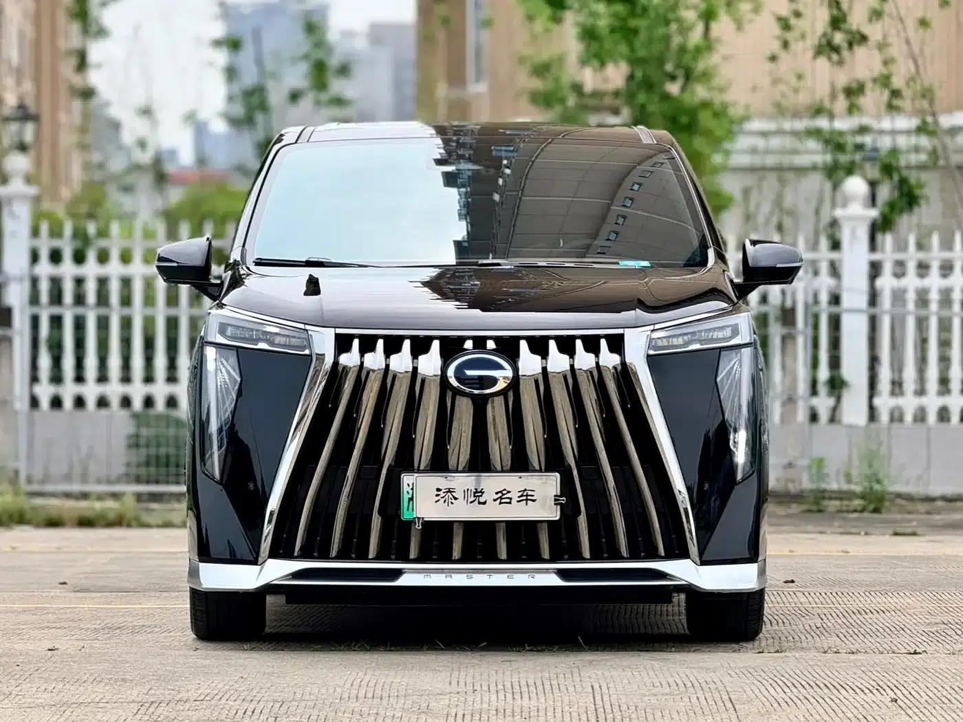 Trumpchi E9 2025 Model: E9 Super Fast Charging Premium — миниатюра 1