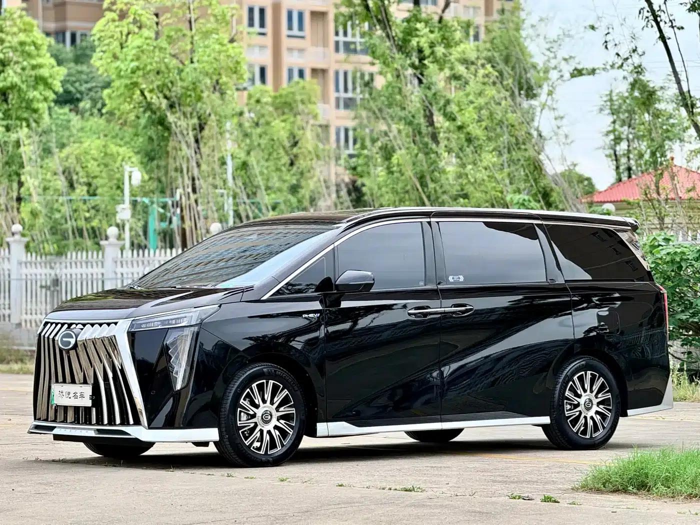 Trumpchi E9 2025 Model: E9 Super Fast Charging Premium — миниатюра 2