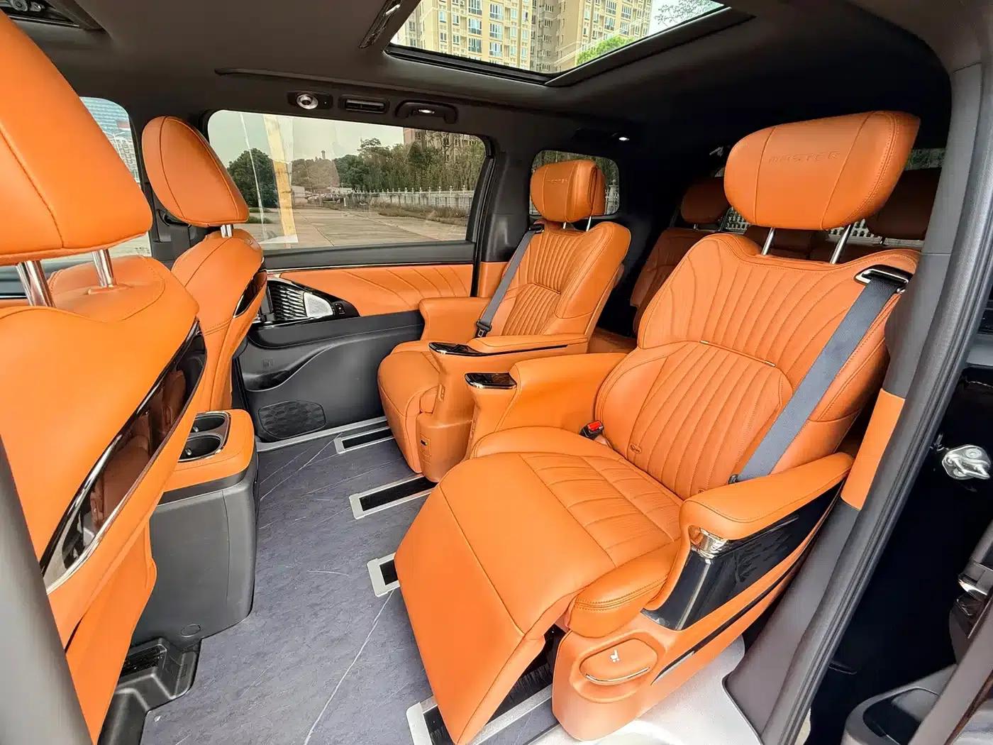 Trumpchi E9 2025 Model: E9 Super Fast Charging Premium — миниатюра 11
