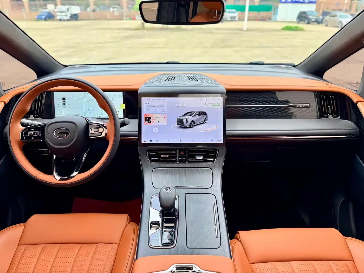 Trumpchi E9 2025 Model: E9 Super Fast Charging Premium — миниатюра 12