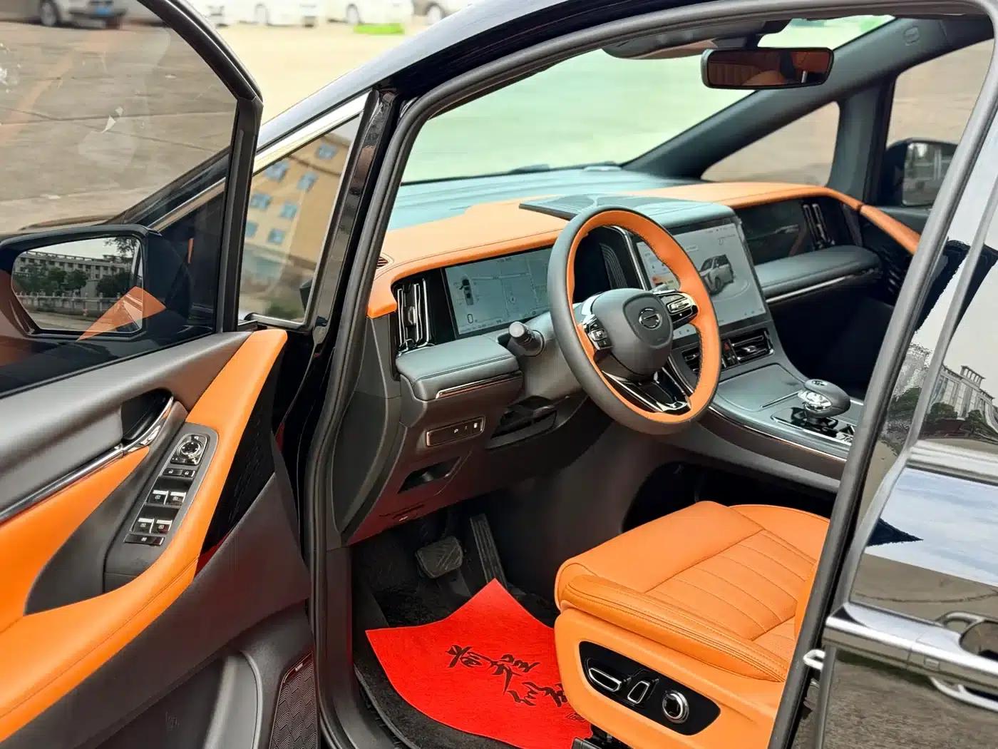 Trumpchi E9 2025 Model: E9 Super Fast Charging Premium — миниатюра 10