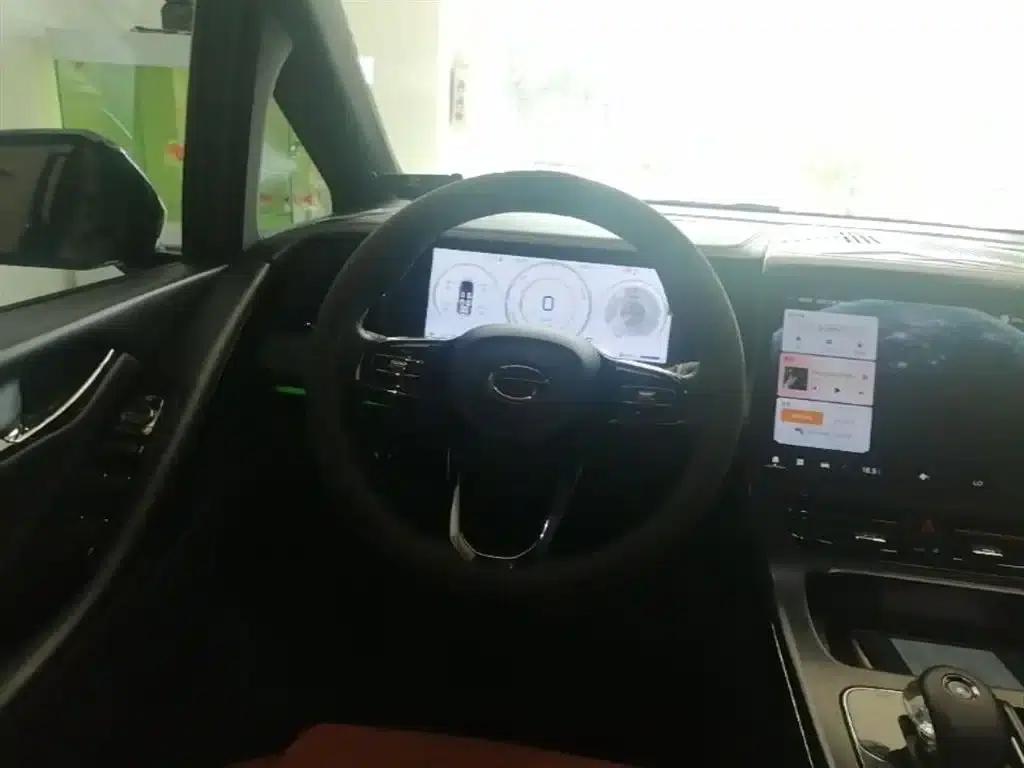 Trumpchi E9 2024 E9 Premium Edition — миниатюра 11