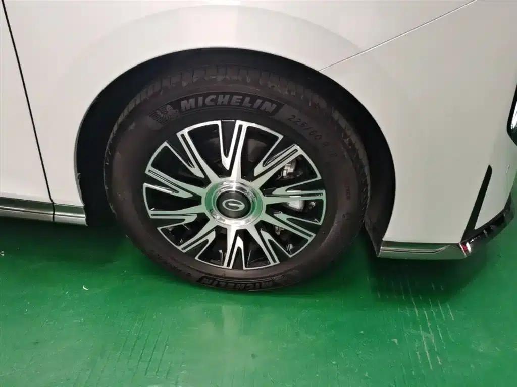 Trumpchi E9 2023 E9 MAX — миниатюра 14