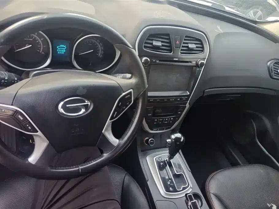 Trumpchi GS5 2014 2.0L Automatic 2WD Premium Edition — миниатюра 12
