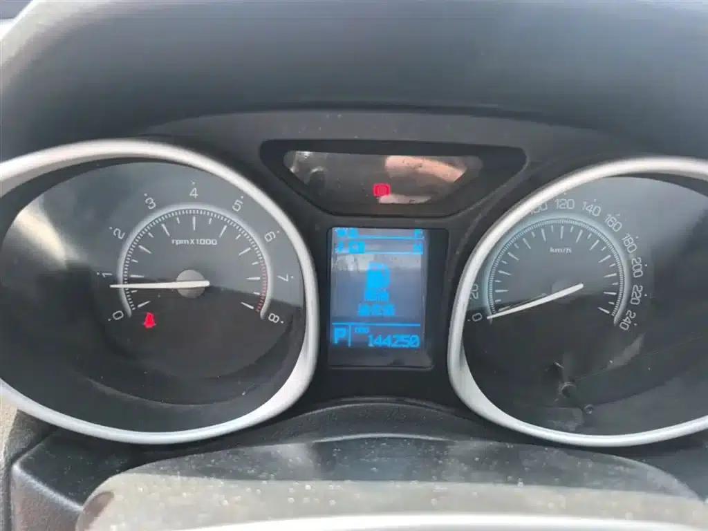 Trumpchi GS5 2014 2.0L Automatic 2WD Premium Edition — миниатюра 12