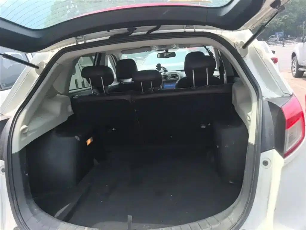 Trumpchi GS5 2014 2.0L Automatic 2WD Premium Edition — миниатюра 19