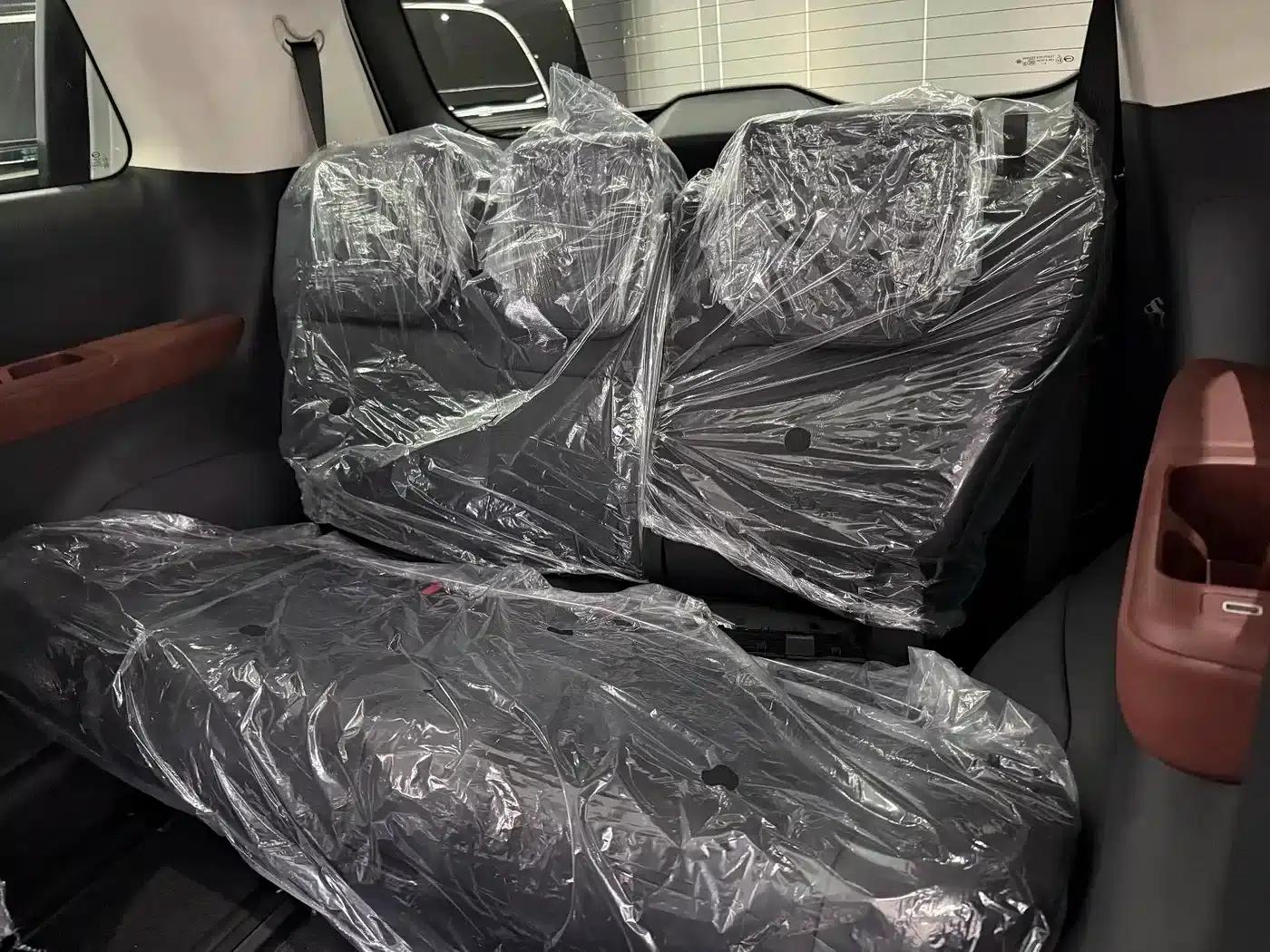 Trumpchi E8 PHEV 2024 Model 150km Dragon Soaring Starry Night+ — миниатюра 11