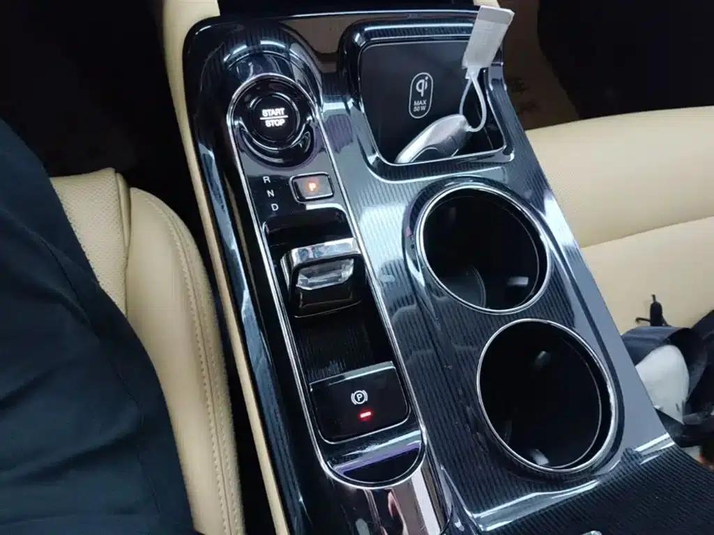 Trumpchi E8 PHEV 2024 Model 150km MAX+ — миниатюра 14