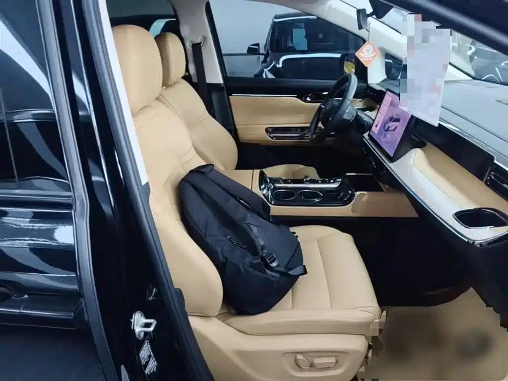 Trumpchi E8 PHEV 2024 Model 150km MAX+ — миниатюра 25