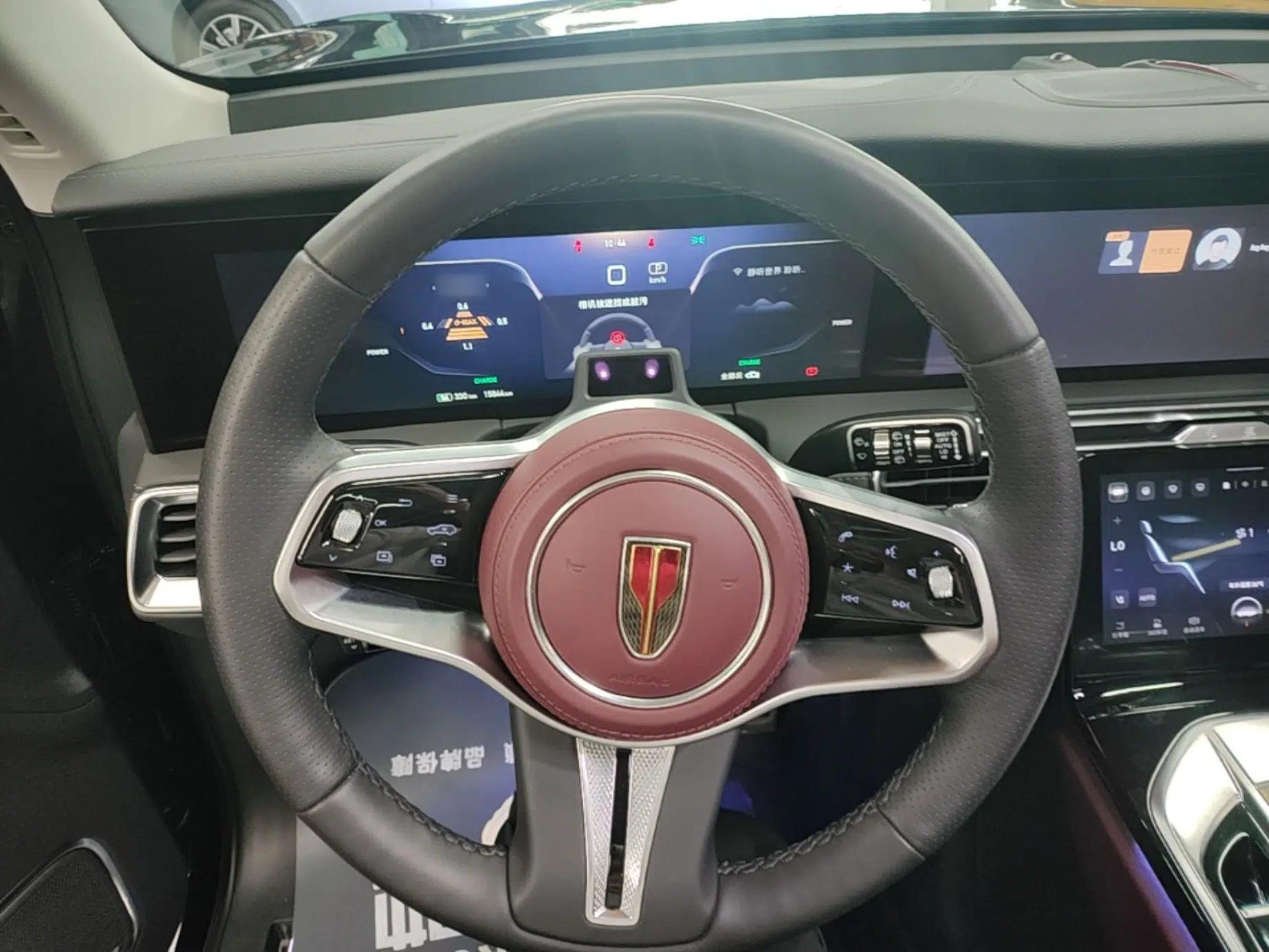 Hongqi E-HS9 2022 660 km Range Flagway Edition Six Seats — миниатюра 13