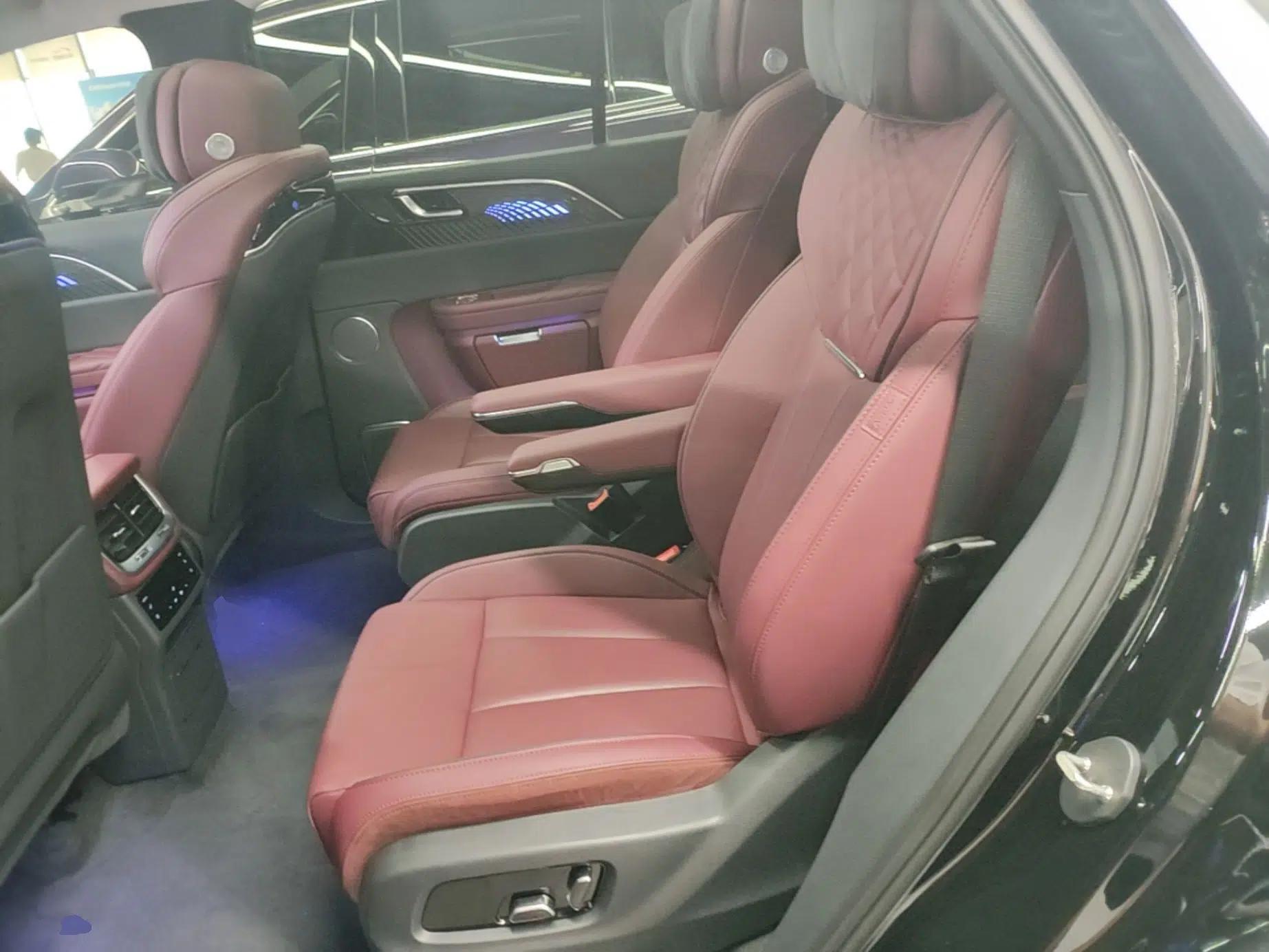 Hongqi E-HS9 2022 660 km Range Flagway Edition Six Seats — миниатюра 19
