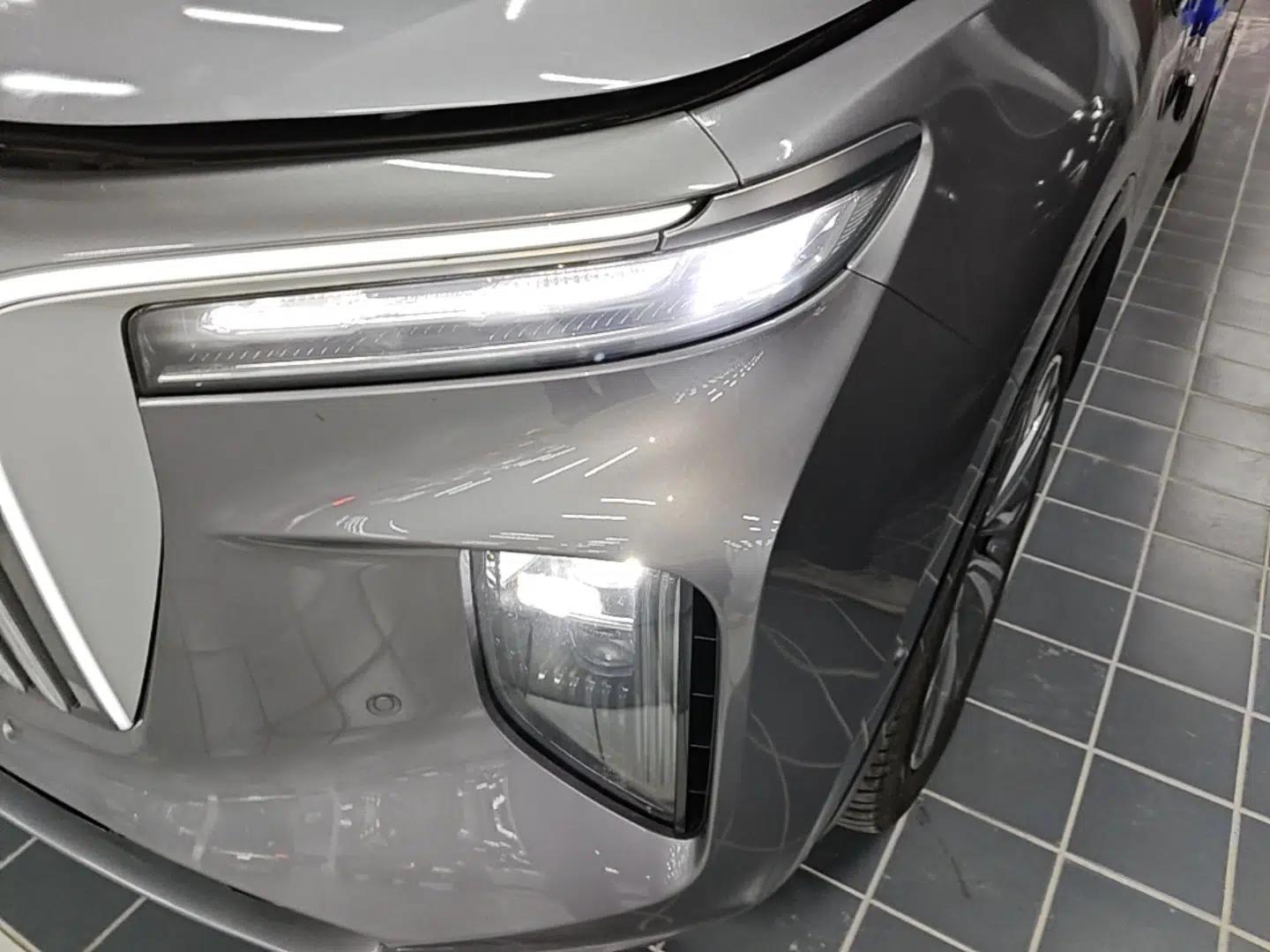 Hongqi E-HS9 2022 660 km Range Flagway Edition Six Seats — миниатюра 5