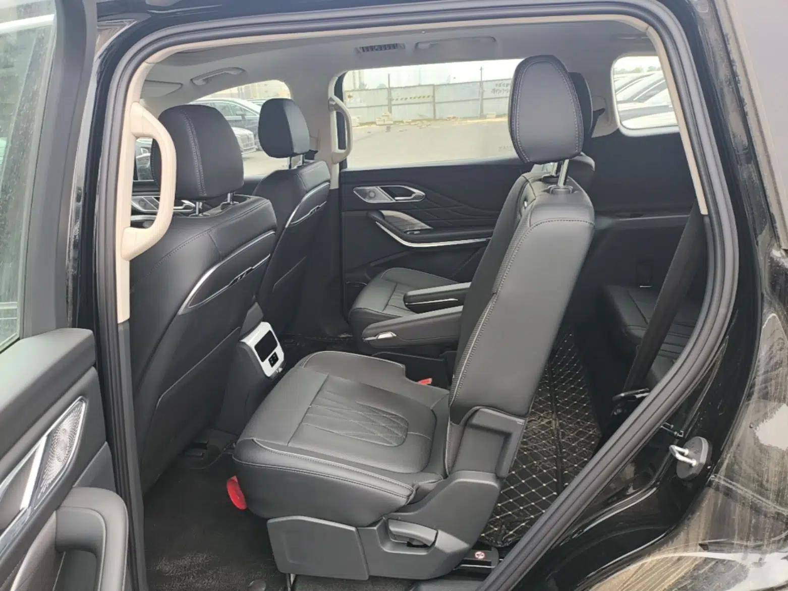 Hongqi HS7 PHEV 2024 2.0T PHEV Four-Wheel Drive Flagship Edition 6 Seats — миниатюра 20