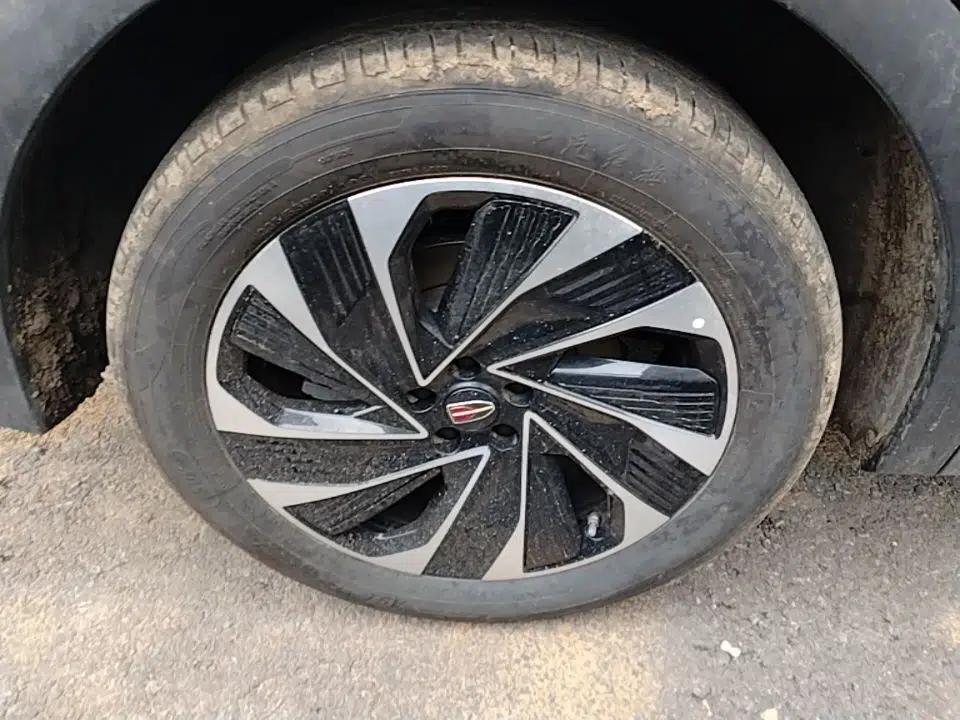 Hongqi HS7 PHEV 2024 2.0T PHEV Four-Wheel Drive Flagship Edition 6 Seats — миниатюра 10