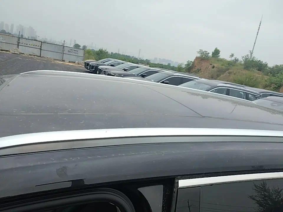 Hongqi HS7 PHEV 2024 2.0T PHEV Four-Wheel Drive Flagship Edition 7 Seats — миниатюра 11
