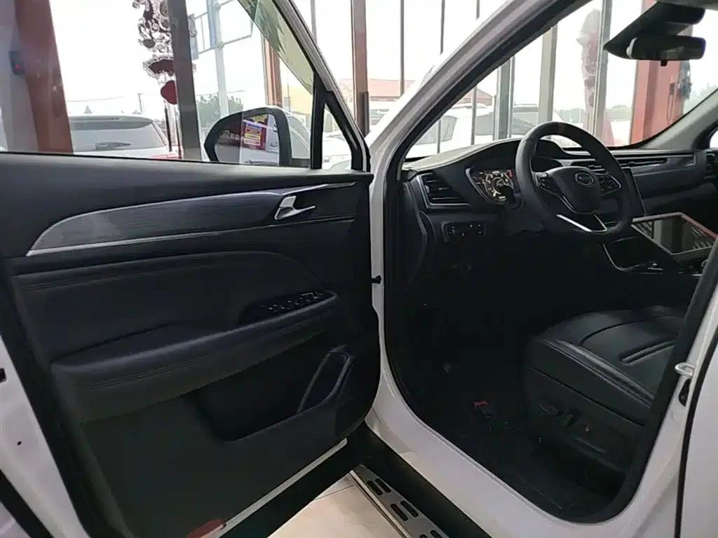 Trumpchi GS4 PLUS 2022 390T Automatic Galaxy Edition — миниатюра 16