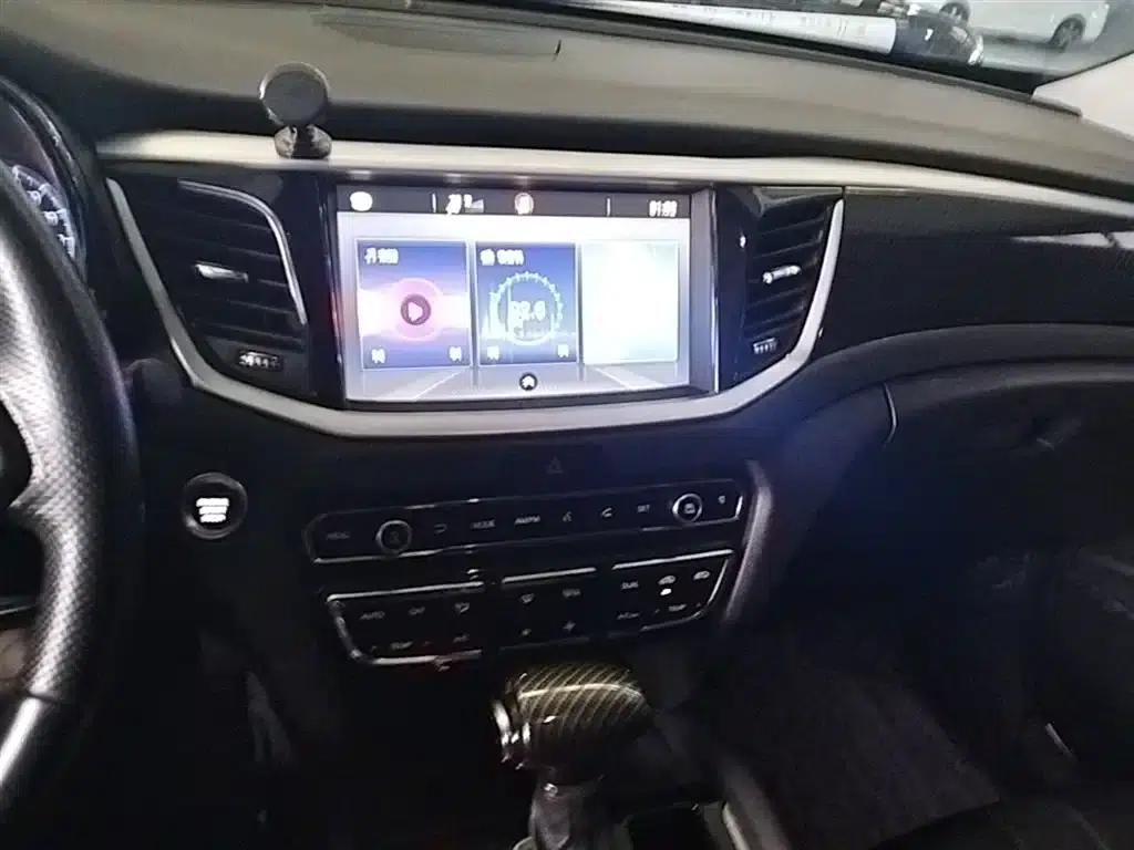 Trumpchi GS7 2017 280T 2WD Luxury Edition — миниатюра 13