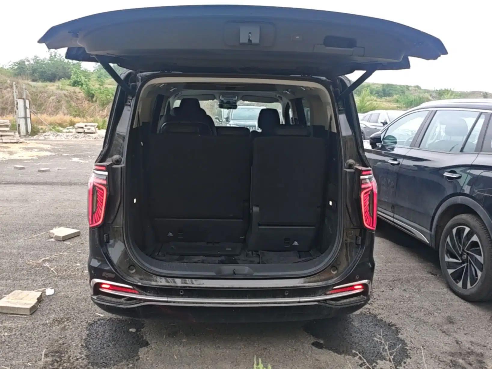 Hongqi HQ9 PHEV 2024 2.0T Four-Wheel Drive Business Edition — миниатюра 22