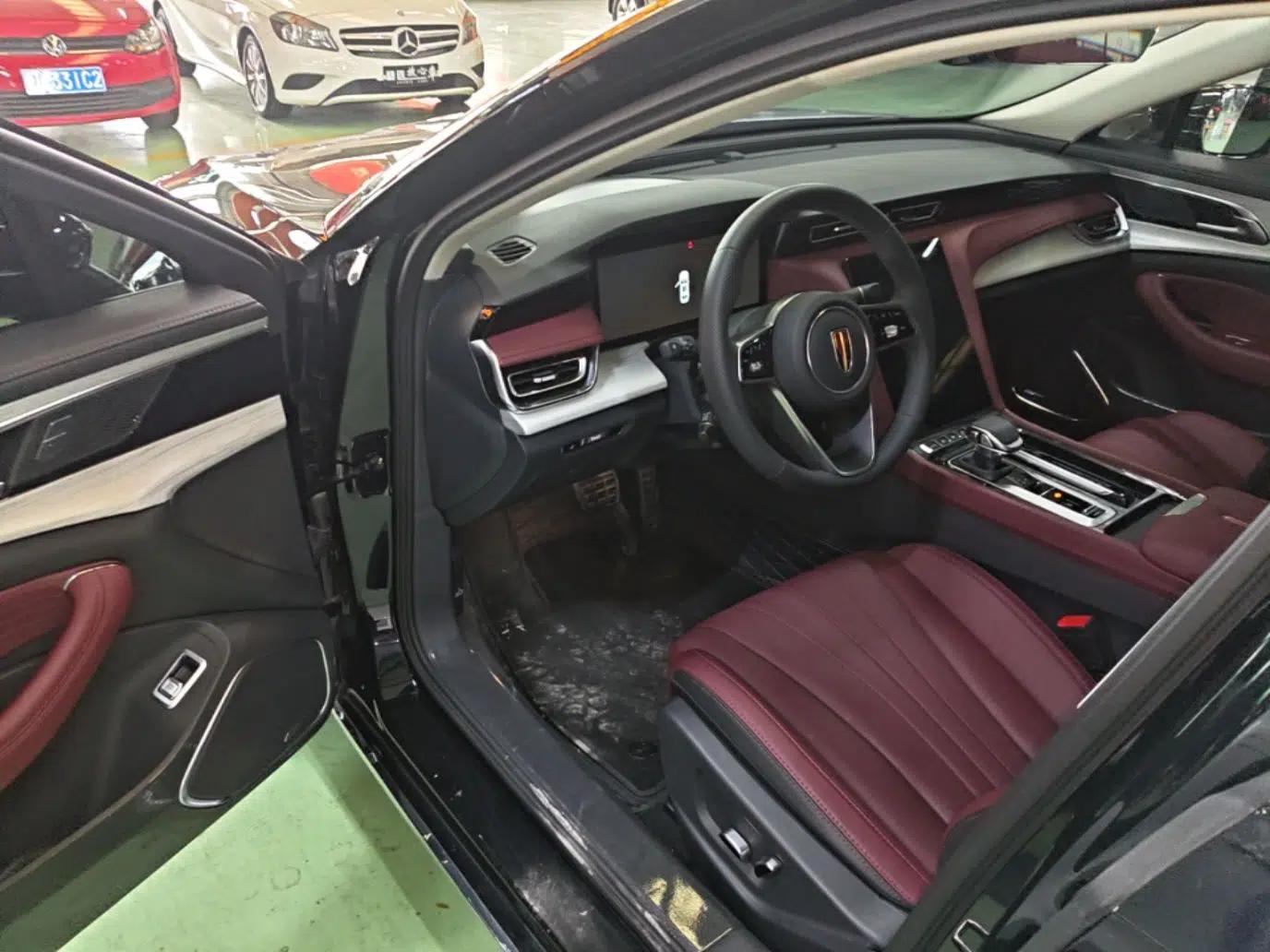 Hongqi H5 PHEV 2025 130 Super Hybrid Version — миниатюра 18