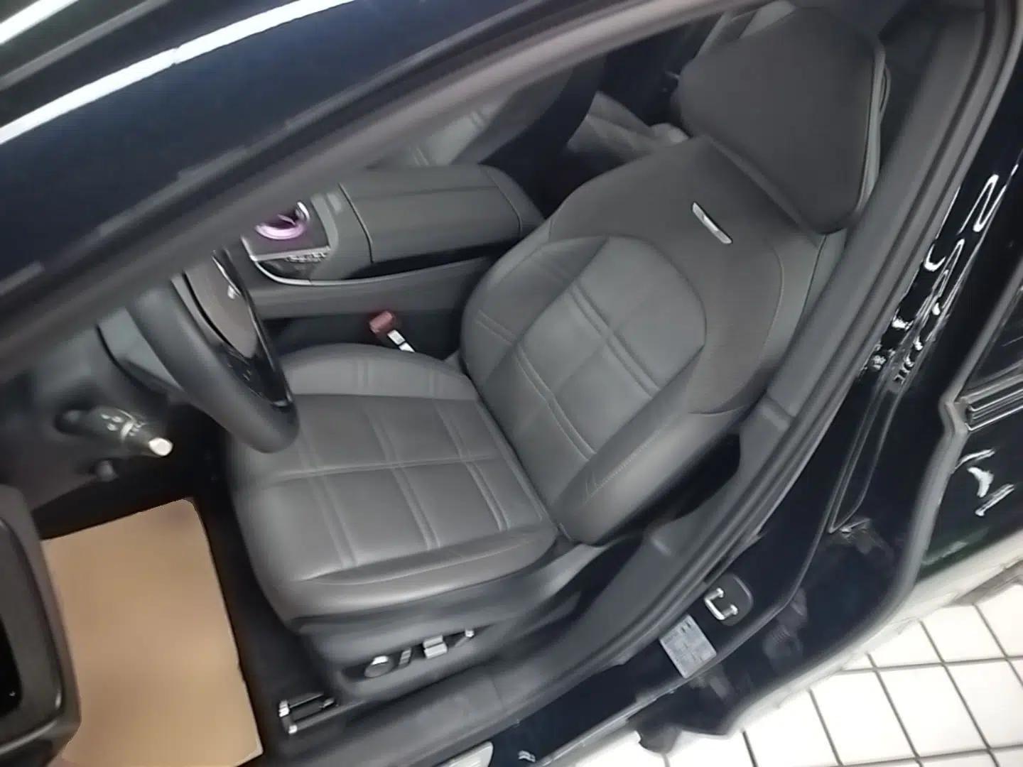 Hongqi Tiangong 08 2025 680 Ultra Four-Wheel-Drive Version — миниатюра 18