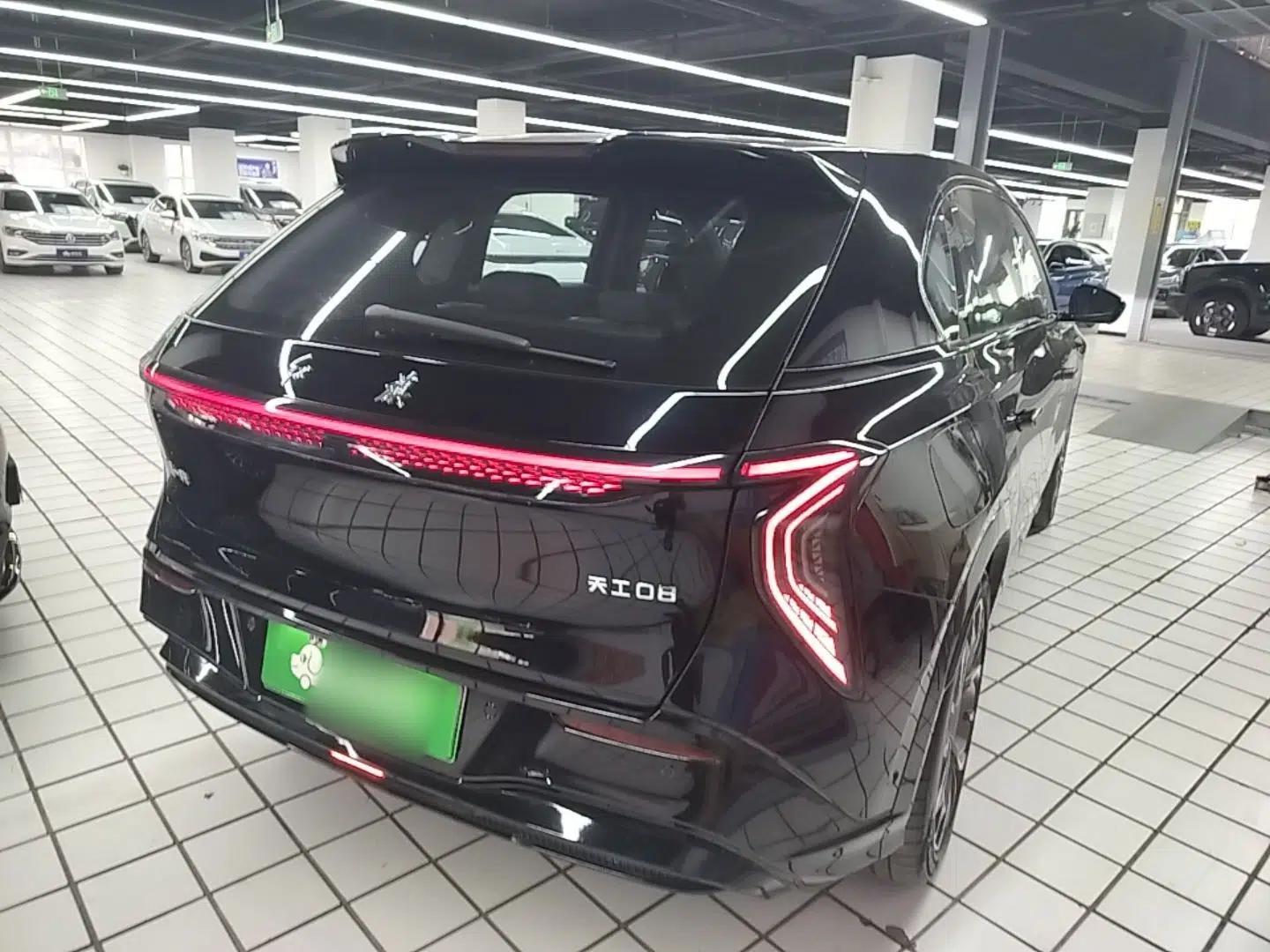 Hongqi Tiangong 08 2025 680 Ultra Four-Wheel-Drive Version — миниатюра 6