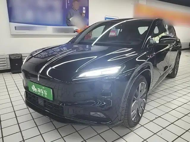 Hongqi Tiangong 08 2025 680 Ultra Four-Wheel-Drive Version