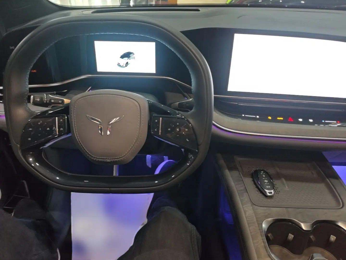 Hongqi Tiangong 08 2025 680 Ultra Four-Wheel-Drive Version — миниатюра 13