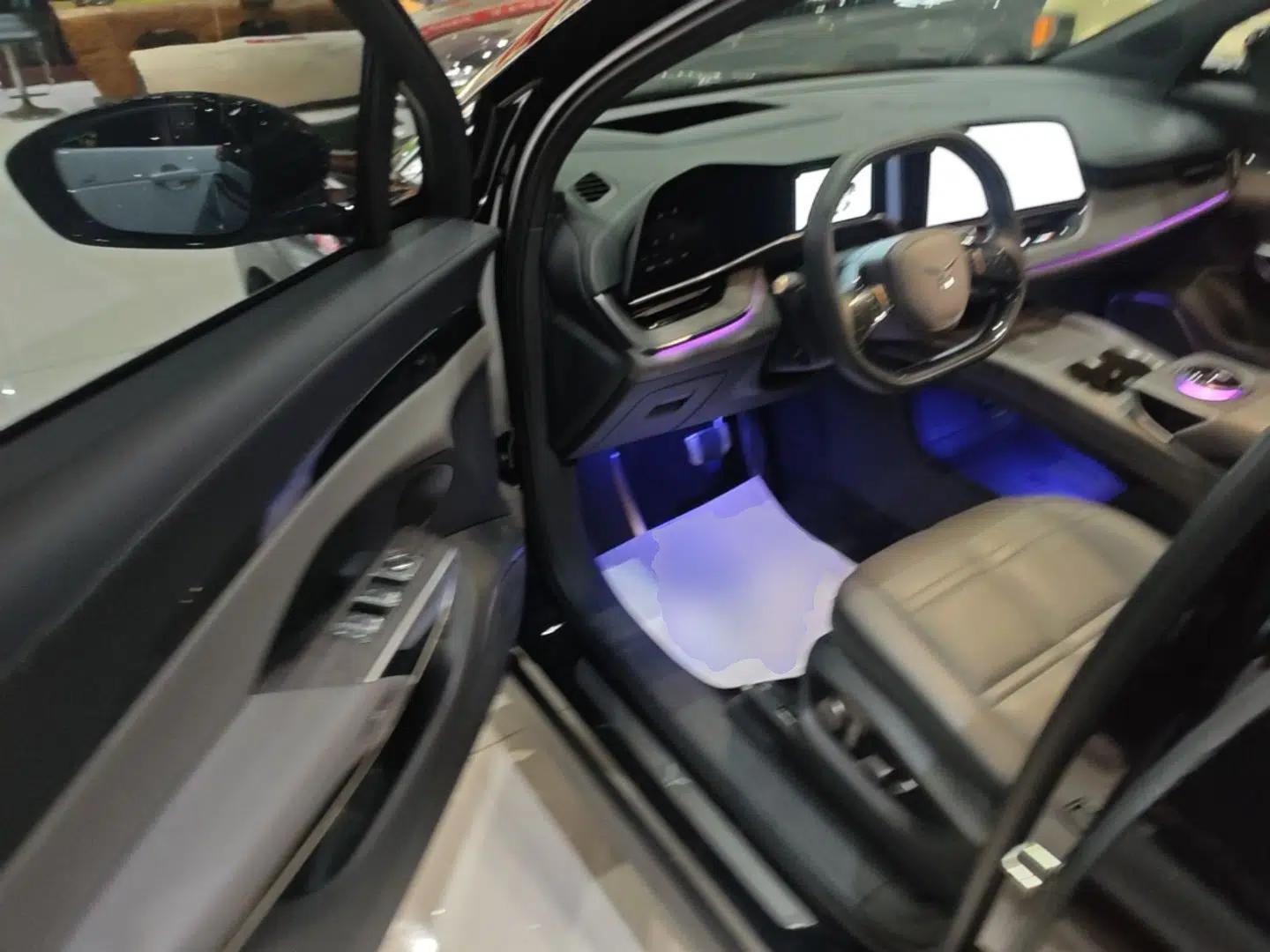 Hongqi Tiangong 08 2025 680 Ultra Four-Wheel-Drive Version — миниатюра 19