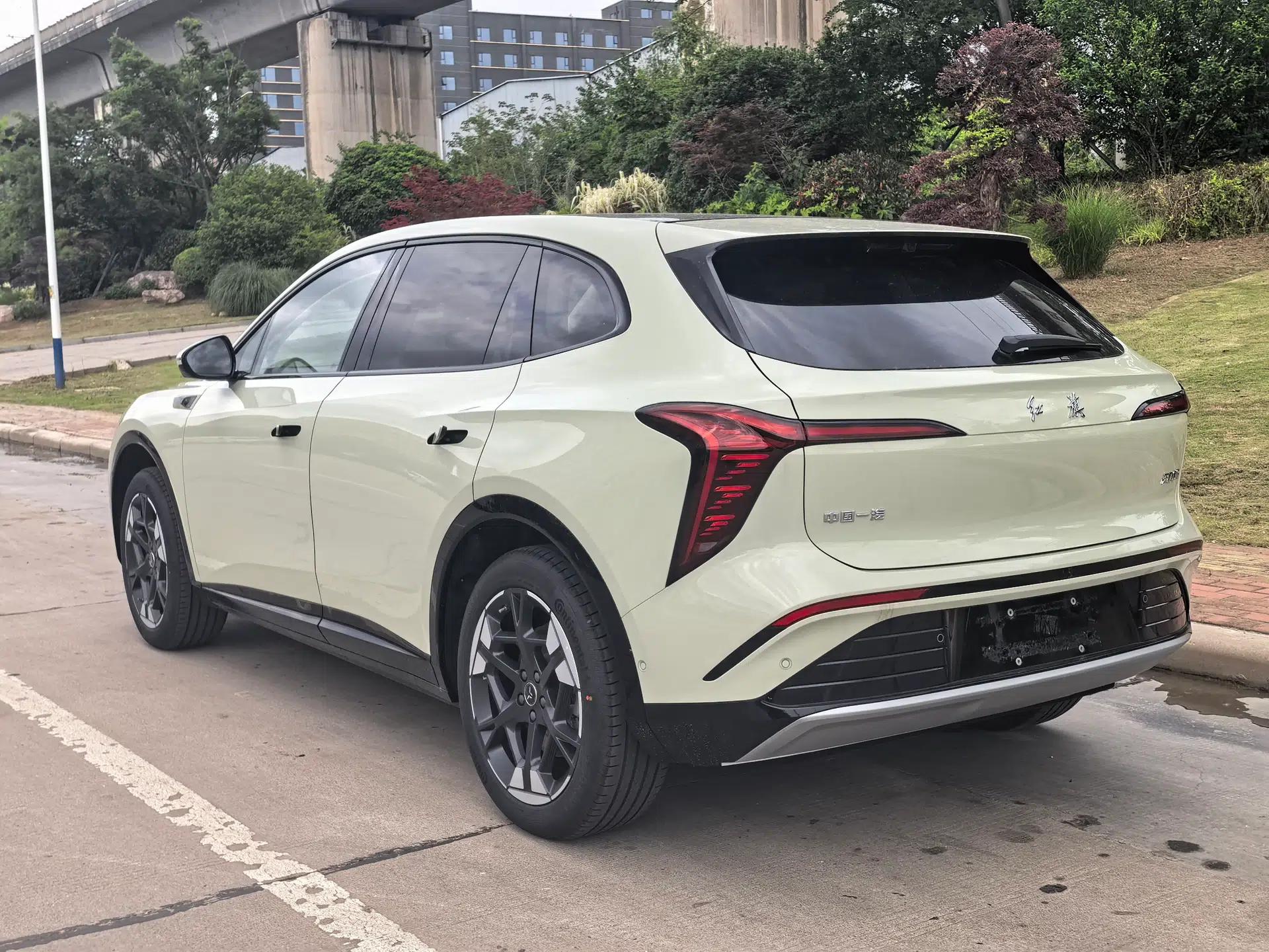 Hongqi Tiangong 06 2025 520 Smart Selection Edition — миниатюра 4