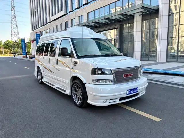 2013 SAVANA 5.3L AWD Leader Edition