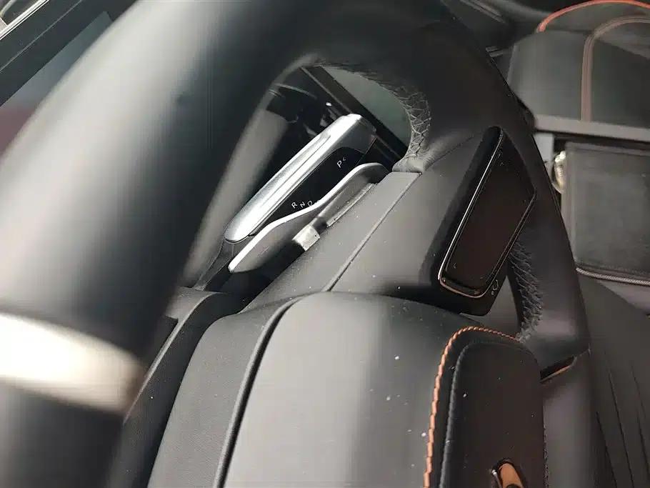 HiPhi X 2021 Luxury 6-seater — миниатюра 16