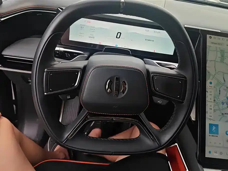 HiPhi X 2021 Performance Edition 6-seater — миниатюра 15