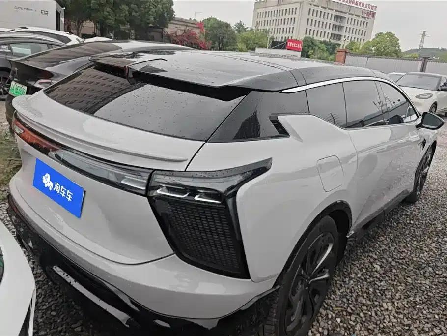 HiPhi X 2021 Performance Edition 6-seater — миниатюра 3