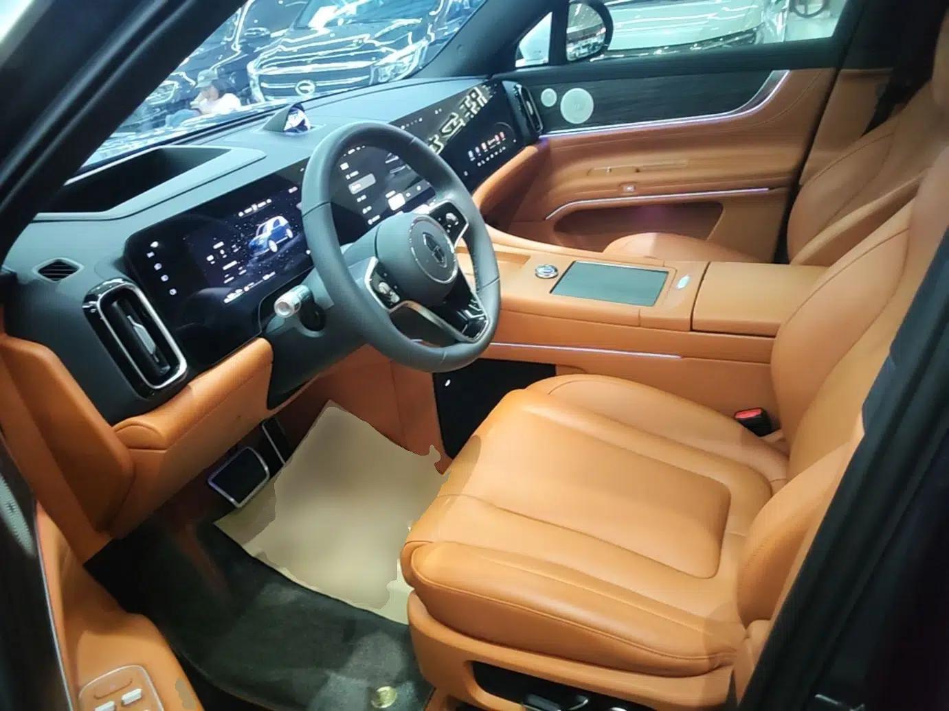 Hima AITO M9 2024 Range-Extended Ultra Version 42 kWh 6-Seater Model — миниатюра 18