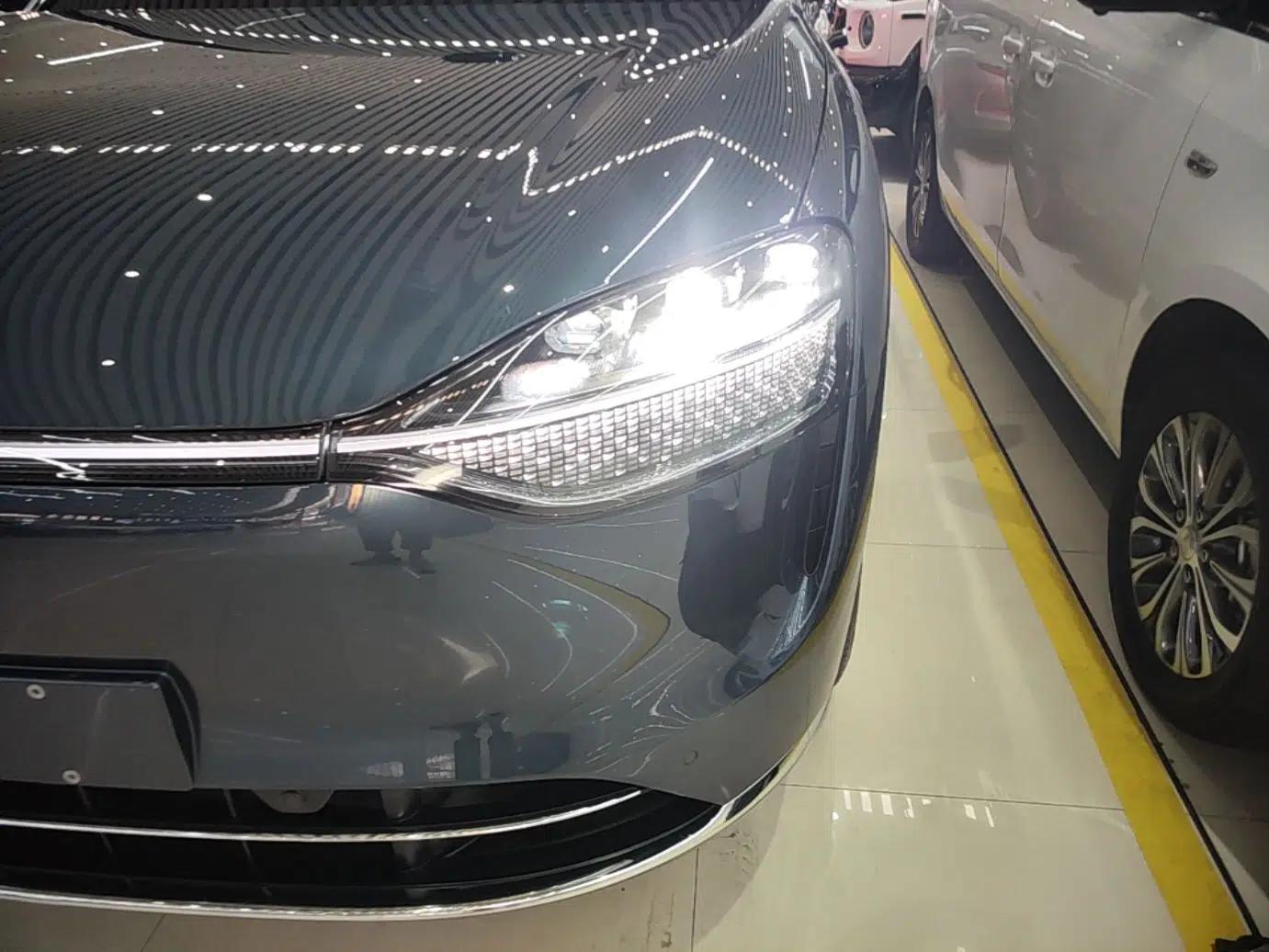 Hima AITO M9 2024 Range-Extended Ultra Version 42 kWh 6-Seater Model — миниатюра 9