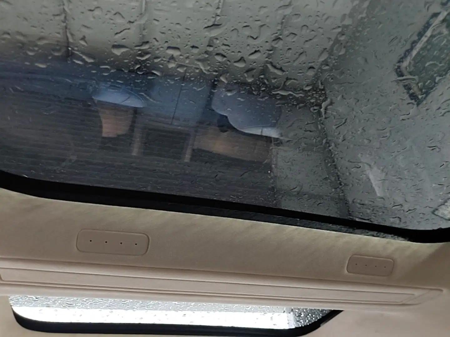Hima AITO M9 2024 Range-Extended Ultra Version 42 kWh 6-Seater Model — миниатюра 21
