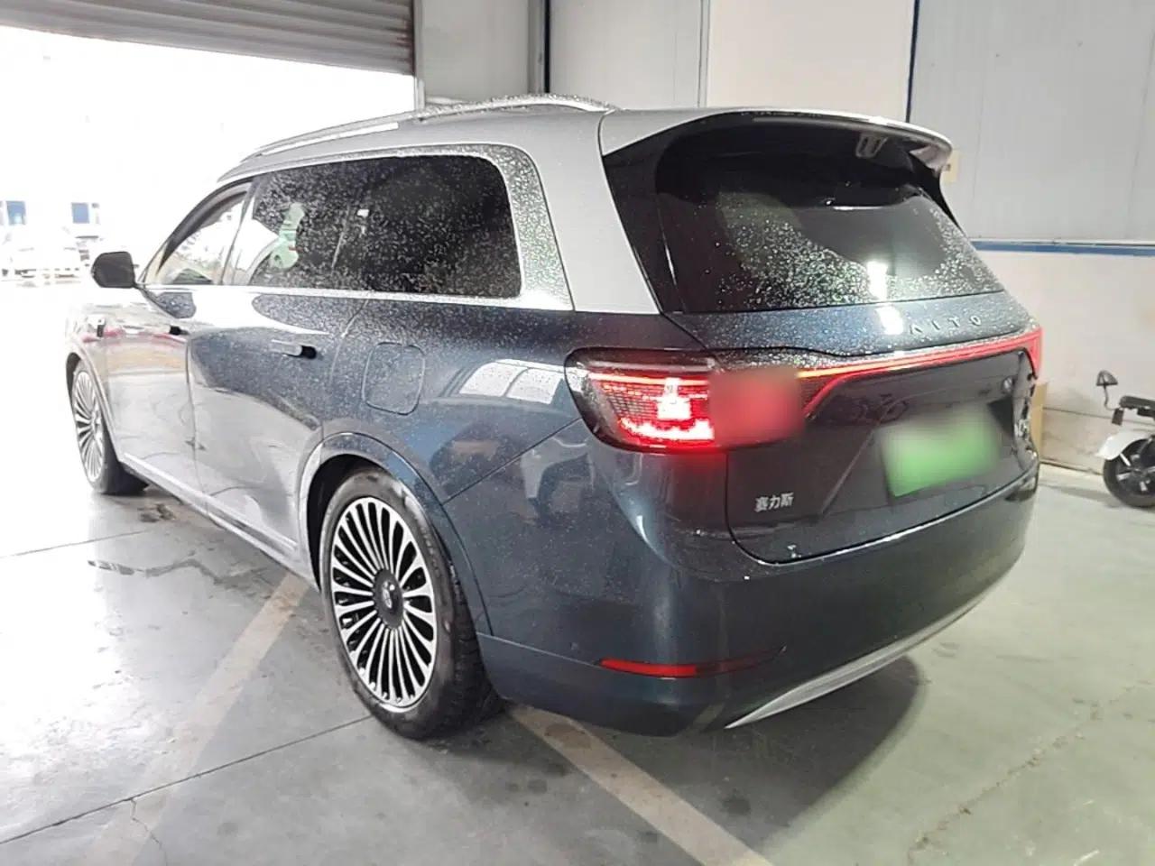 Hima AITO M9 2024 Range-Extended Ultra Version 42 kWh 6-Seater Model — миниатюра 4