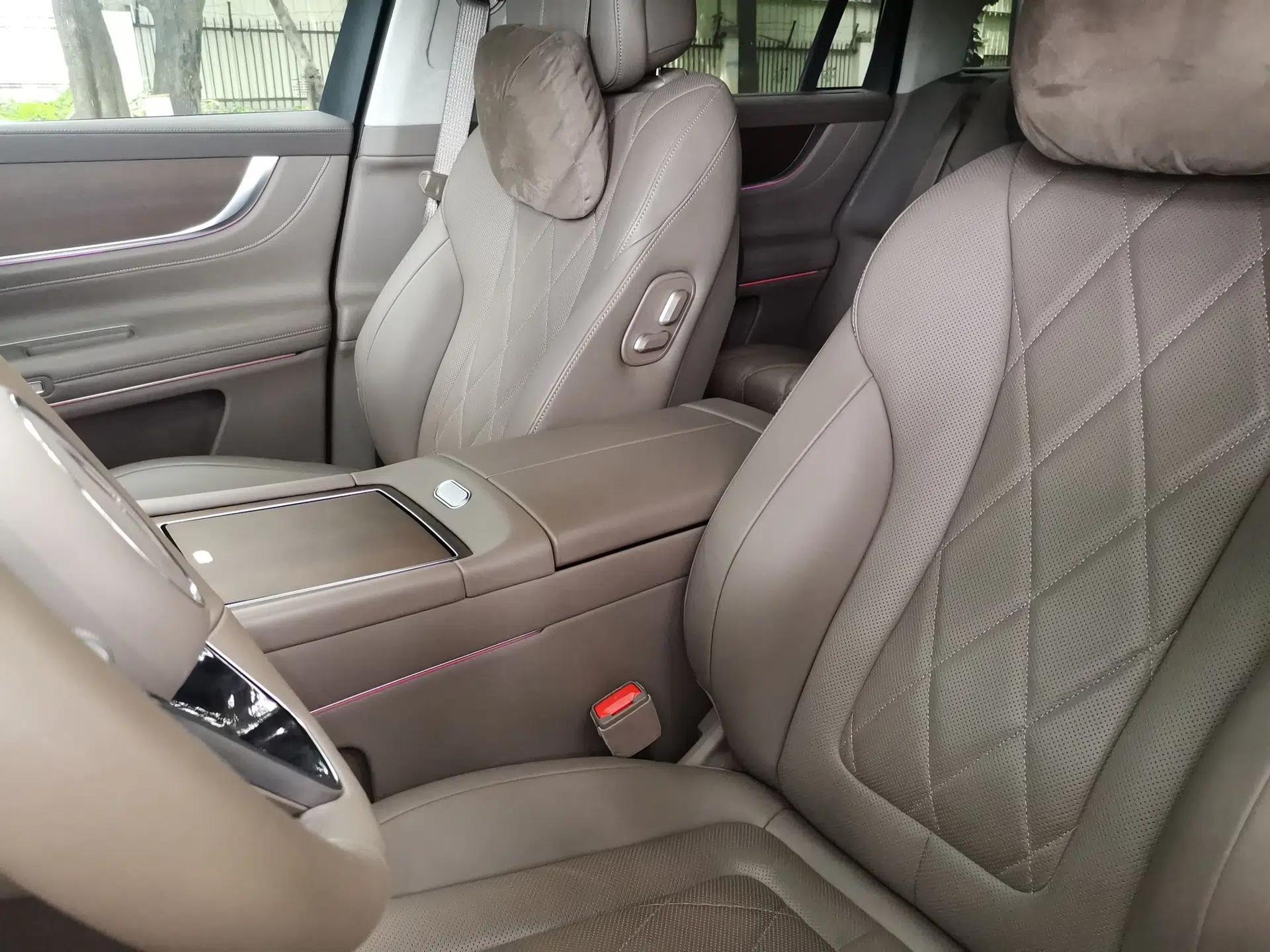 Hima AITO M9 2024 Range-Extended Ultra Version 52 kWh 5-Seater Model — миниатюра 16