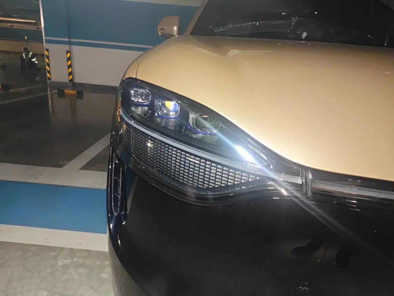 Hima AITO M9 2024 Range-Extended Ultra Version 52 kWh 6-Seater Model — миниатюра 7